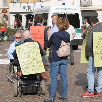 Preparativi per il corteo